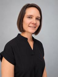 Hanri Kotzé, estate agent